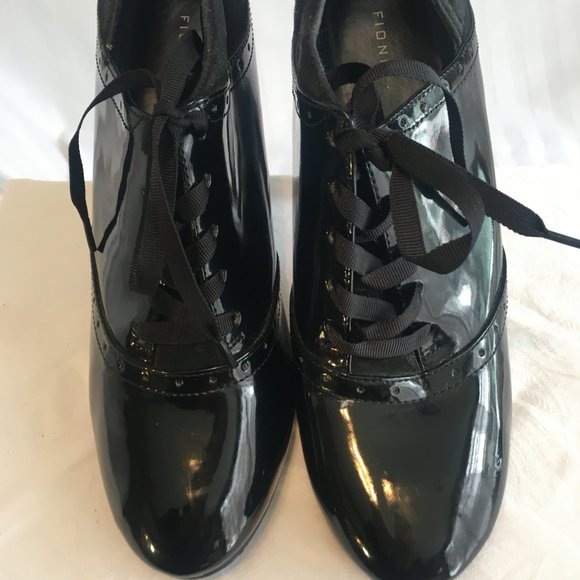 Elegant Black Women's Heels - Picture 7 of 13